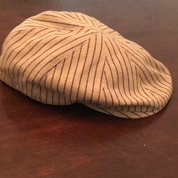 Bailey tan with black stripe XLarge - Picture 1 of 3